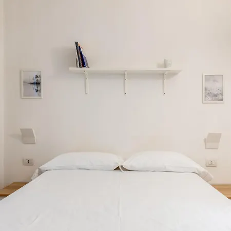 Quiet Only A Few Steps Away From Mm Ptvenezia Apartment *