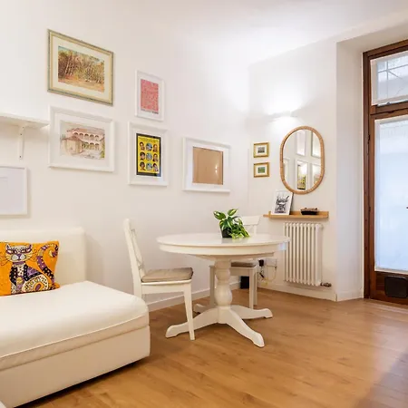 Quiet Only A Few Steps Away From Mm Ptvenezia Apartment